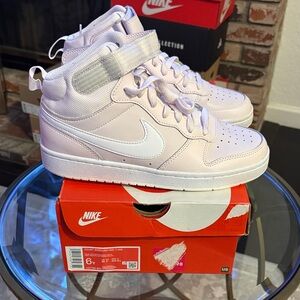 Nike Court Borough Mid 2 Pearl Pink CD7782-601 Youth 6Y / Fits Women’s Size 7.5